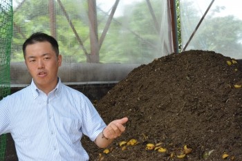 土づくりセンターの寺島憲秋さん